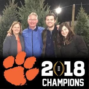 Meet your Posher, Leslie